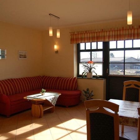 Heu-Ferienhof Altkamp Putbus Esterno foto