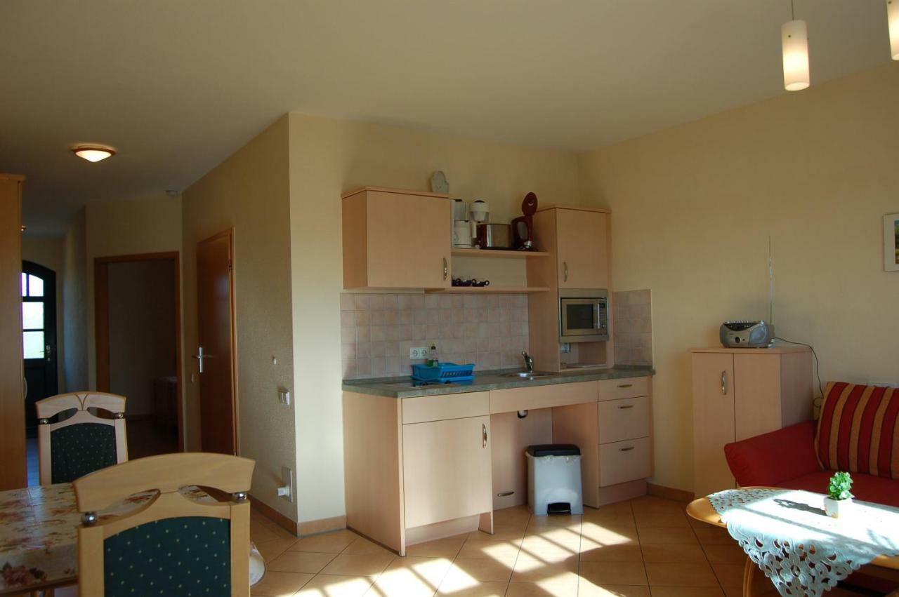 Heu-Ferienhof Altkamp Putbus Esterno foto